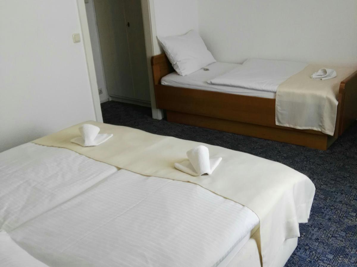 Hotel Carolinenhof Bad Pyrmont Εξωτερικό φωτογραφία